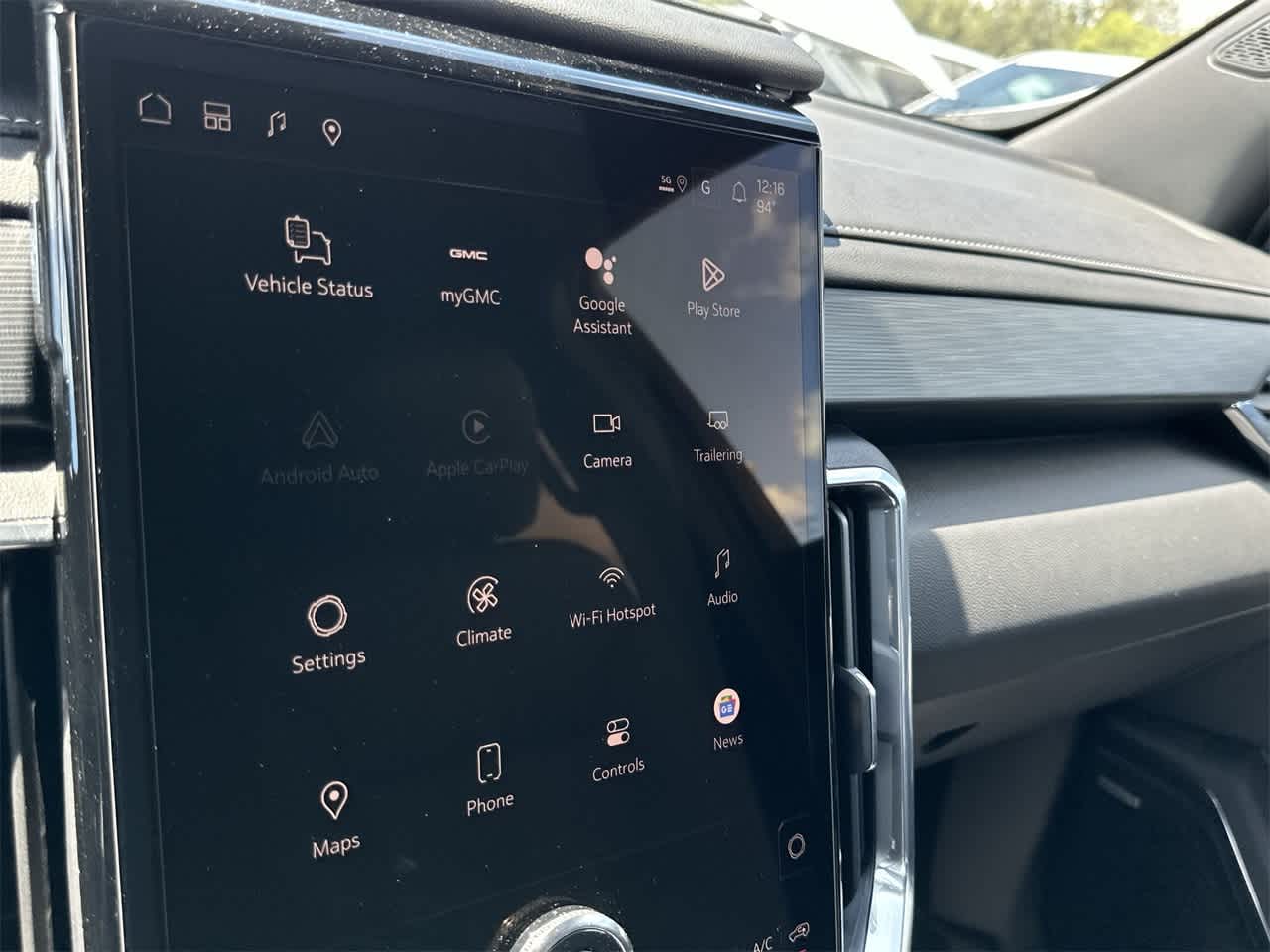 Thumbnail: 2026 GMC Acadia - 18