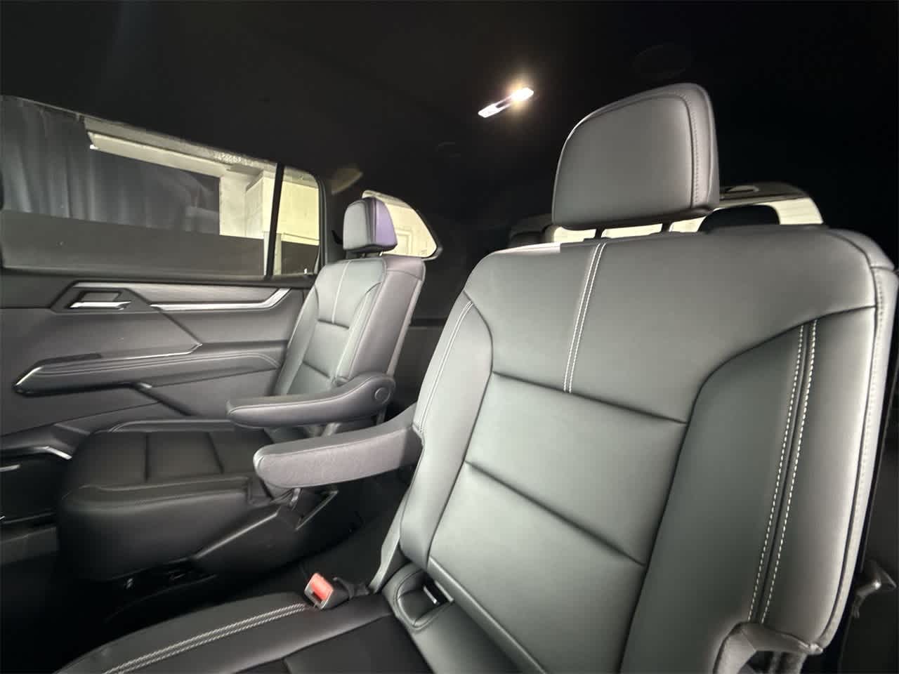 Thumbnail: 2026 GMC Acadia - 22