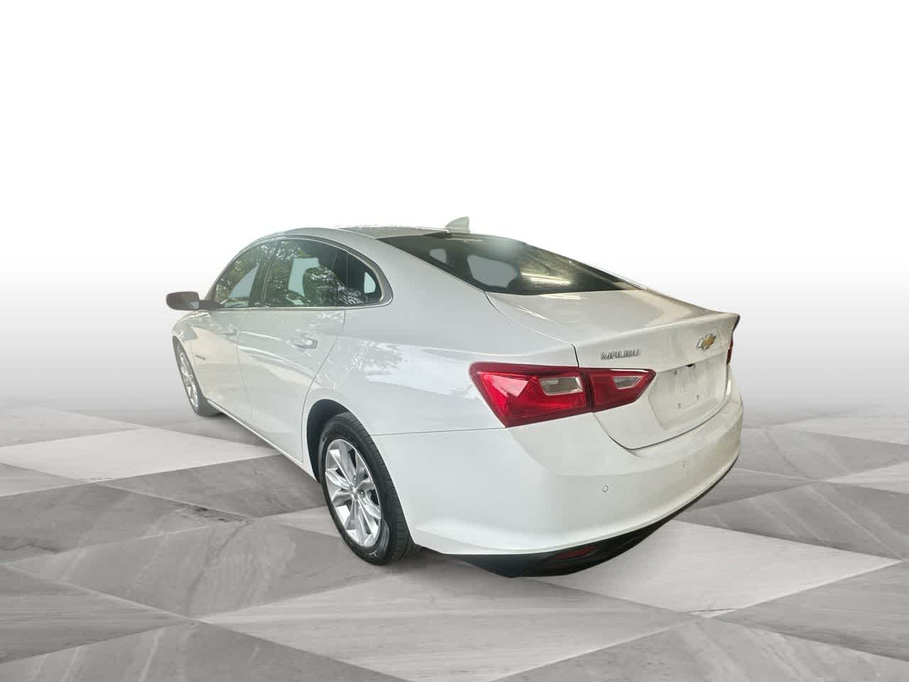 Thumbnail: 2025 Chevrolet Malibu - 6