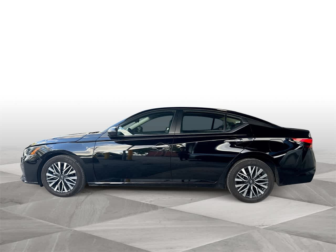 Thumbnail: 2024 Nissan Altima - 5