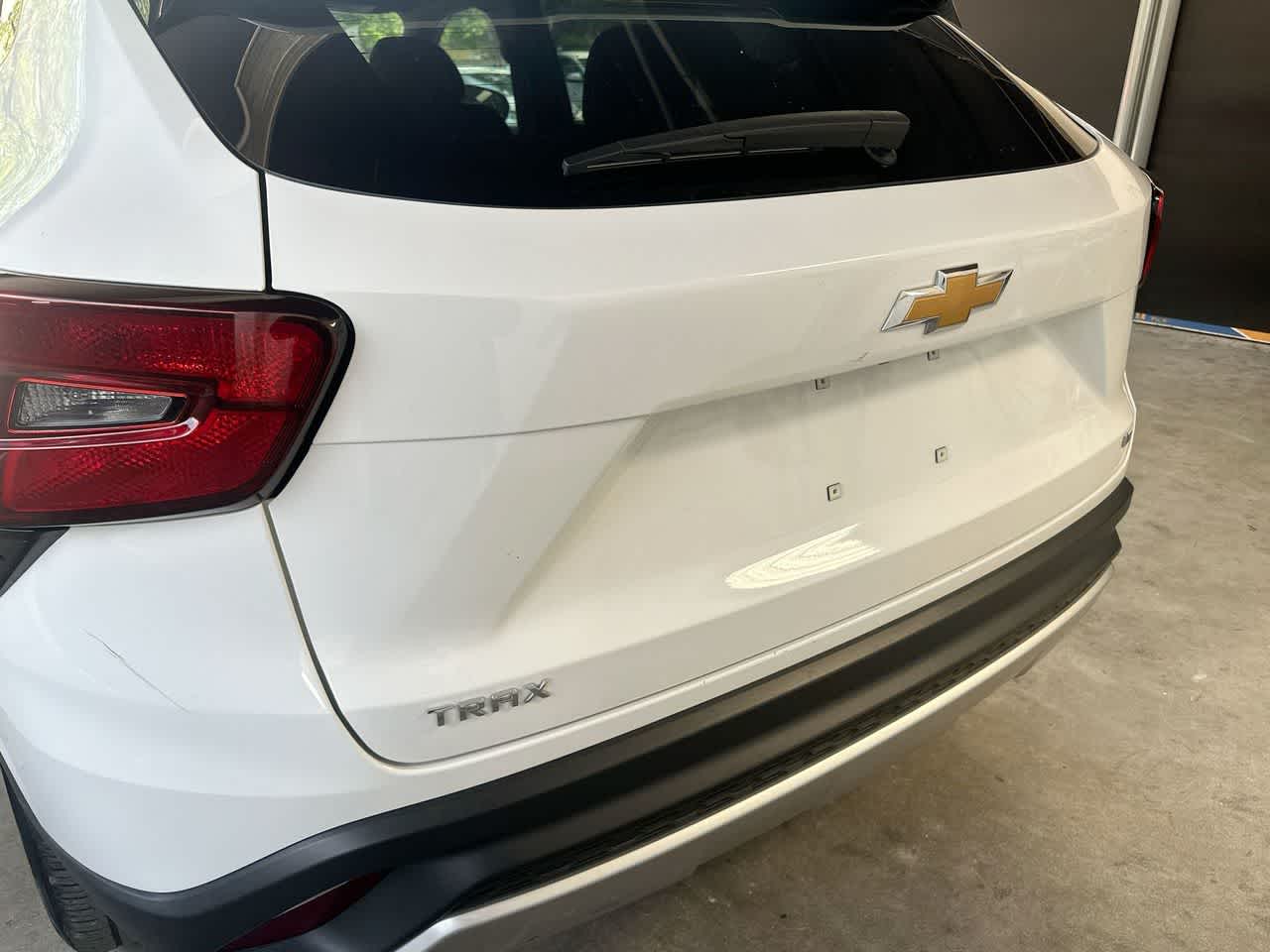 Thumbnail: 2025 Chevrolet Trax - 10