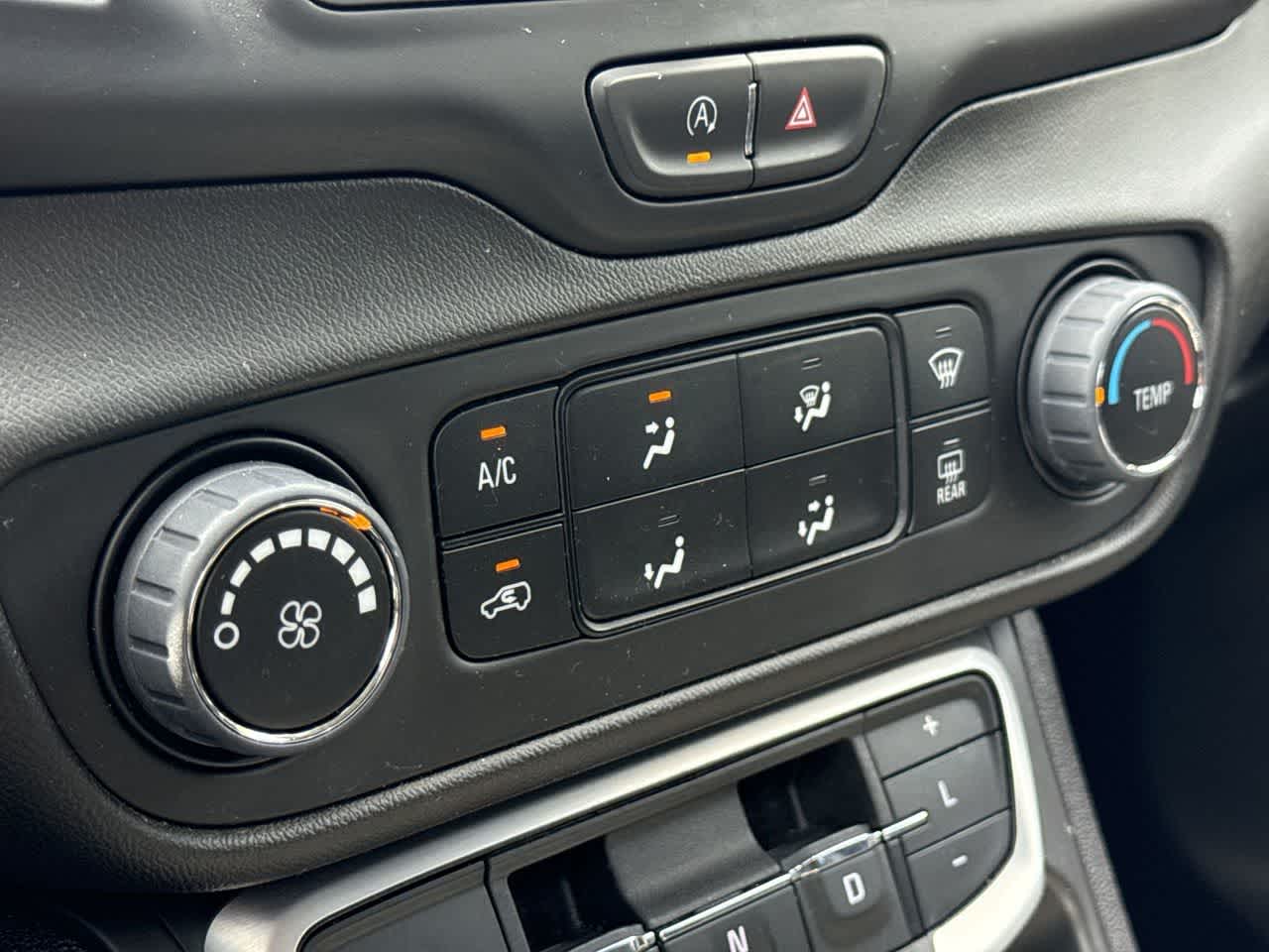 Thumbnail: 2024 GMC Terrain - 20