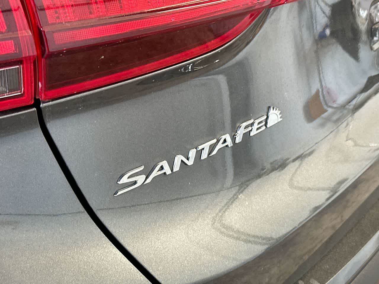 Thumbnail: 2023 Hyundai Santa Fe - 10