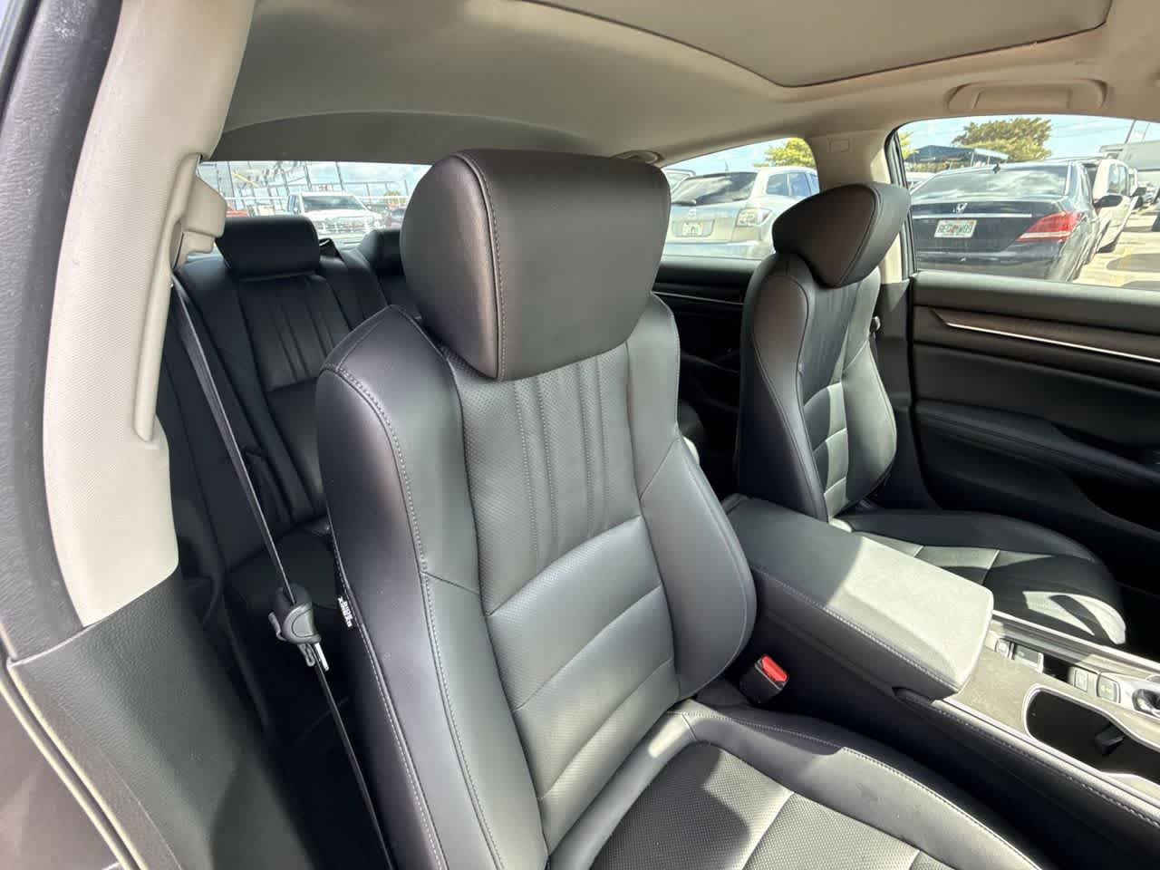 Thumbnail: 2022 Honda Accord - 27