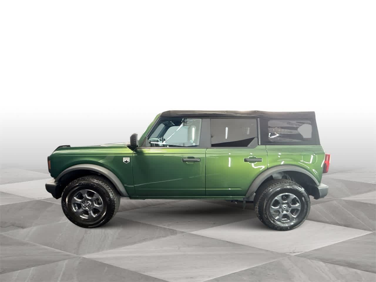 Thumbnail: 2022 Ford Bronco - 5