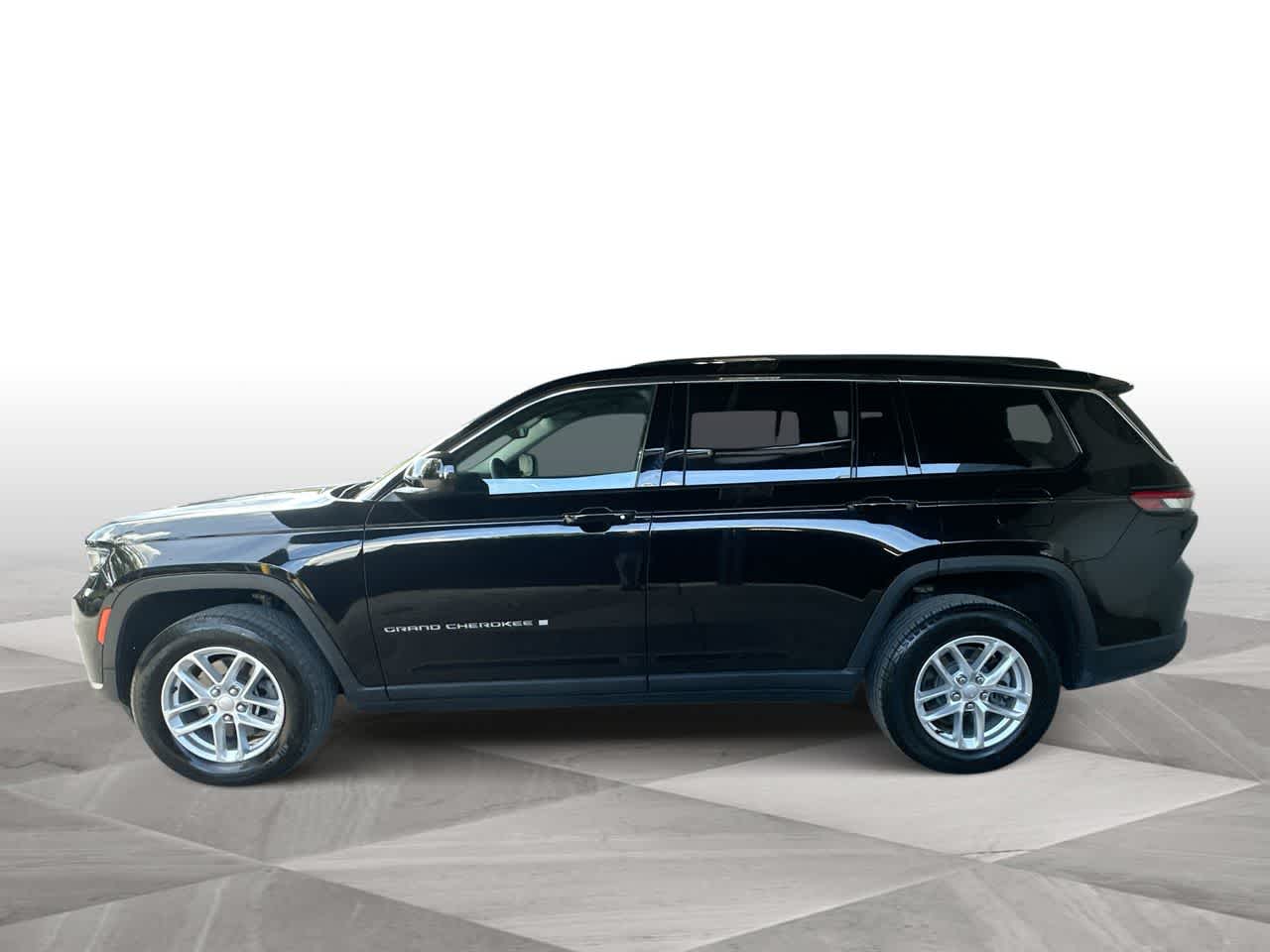 Thumbnail: 2023 Jeep Grand Cherokee - 5