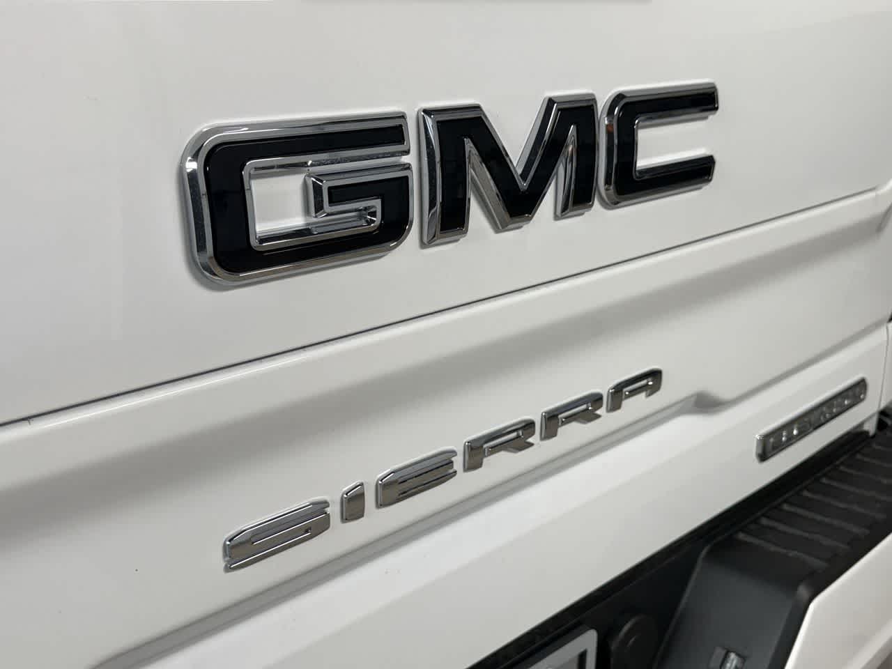 Thumbnail: 2026 GMC Sierra 1500 - 10