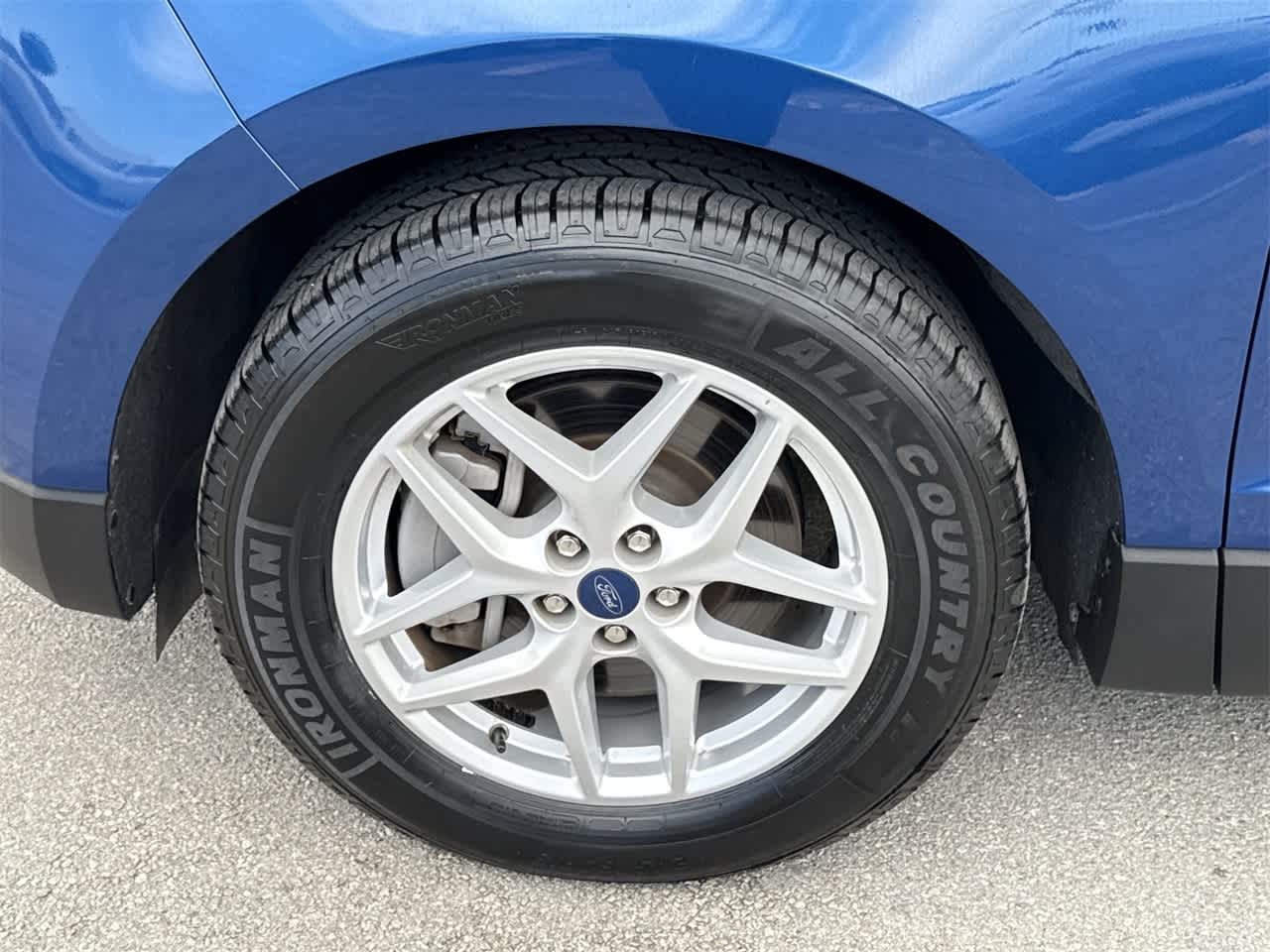 2022 Ford Edge  11