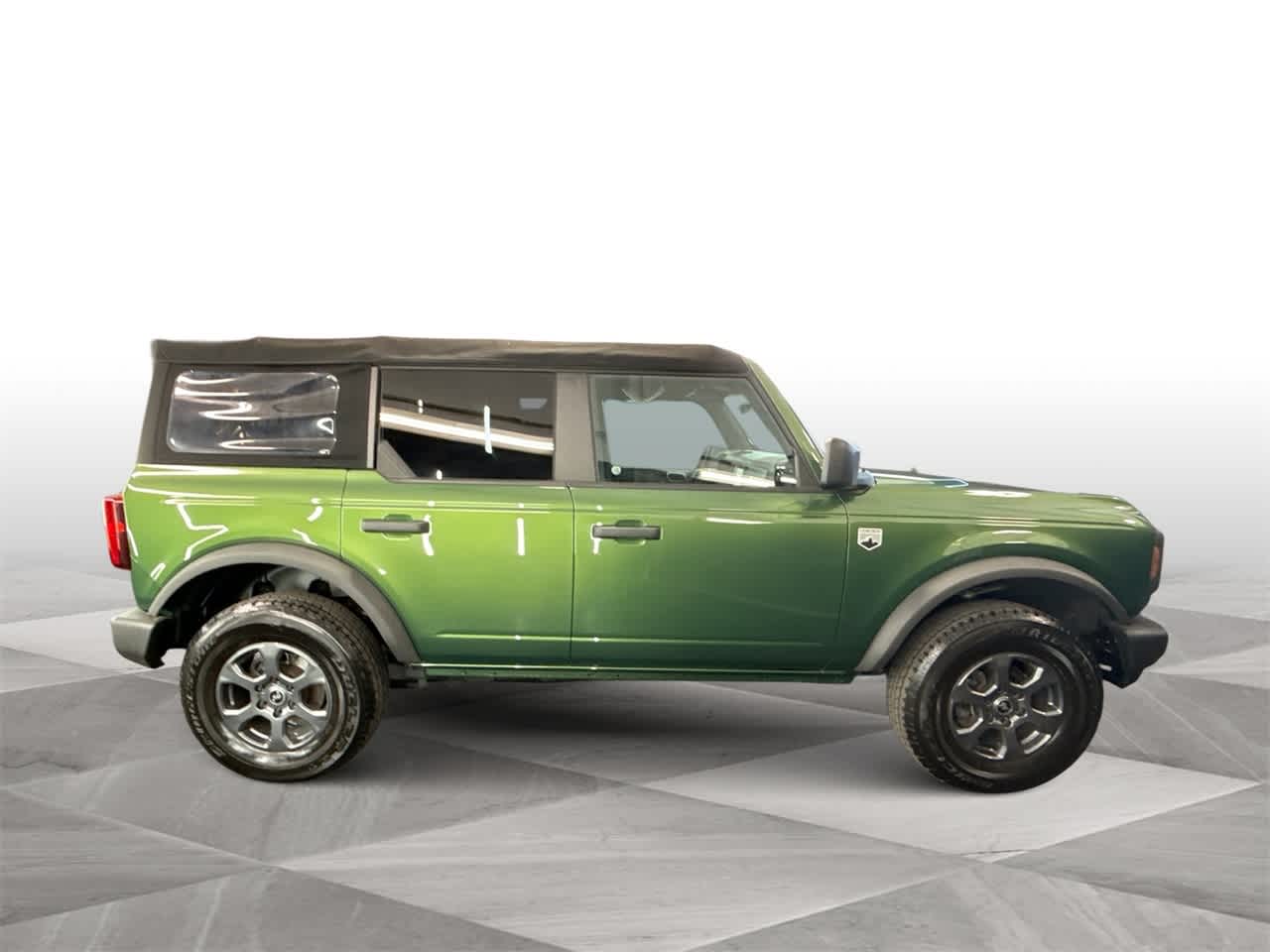 Thumbnail: 2022 Ford Bronco - 9