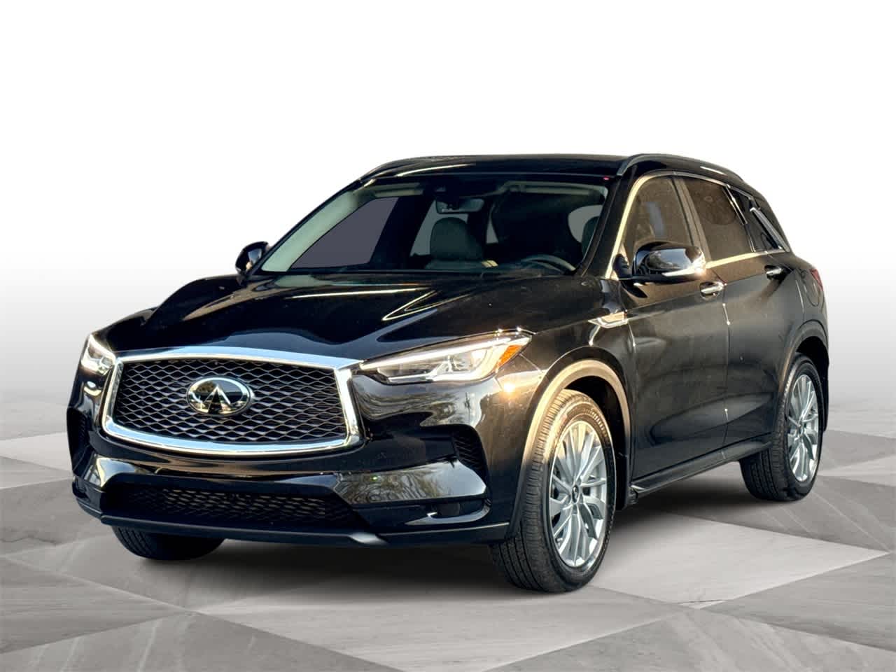 Thumbnail: 2025 INFINITI QX50 - 4