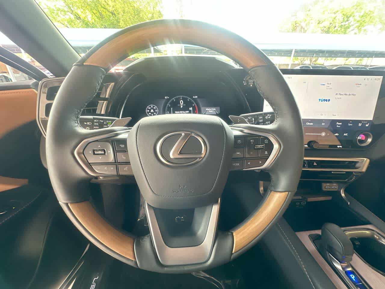 Thumbnail: 2025 Lexus RX - 15