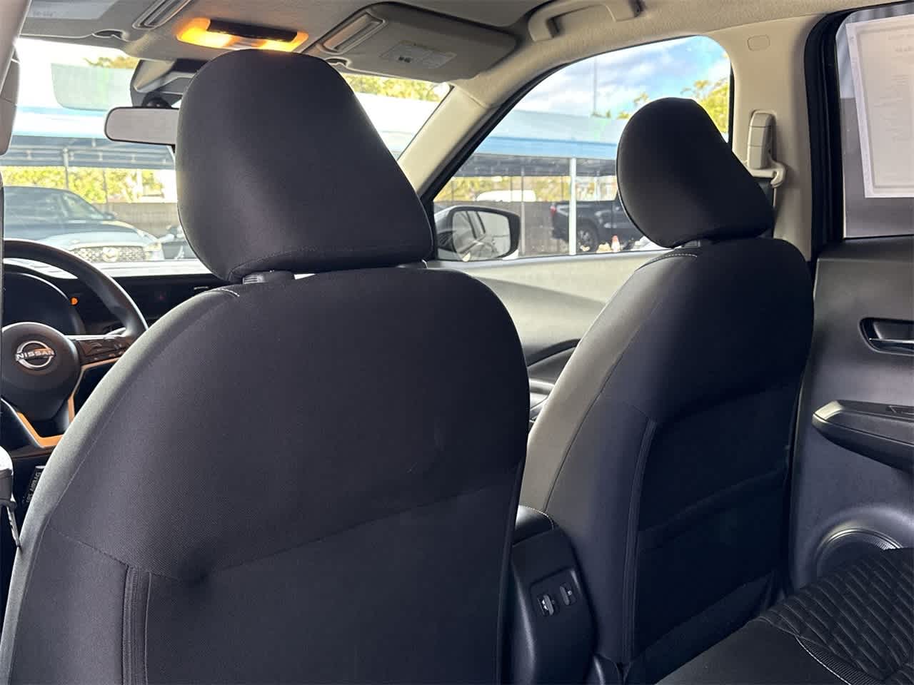 Thumbnail: 2023 Nissan Kicks - 23