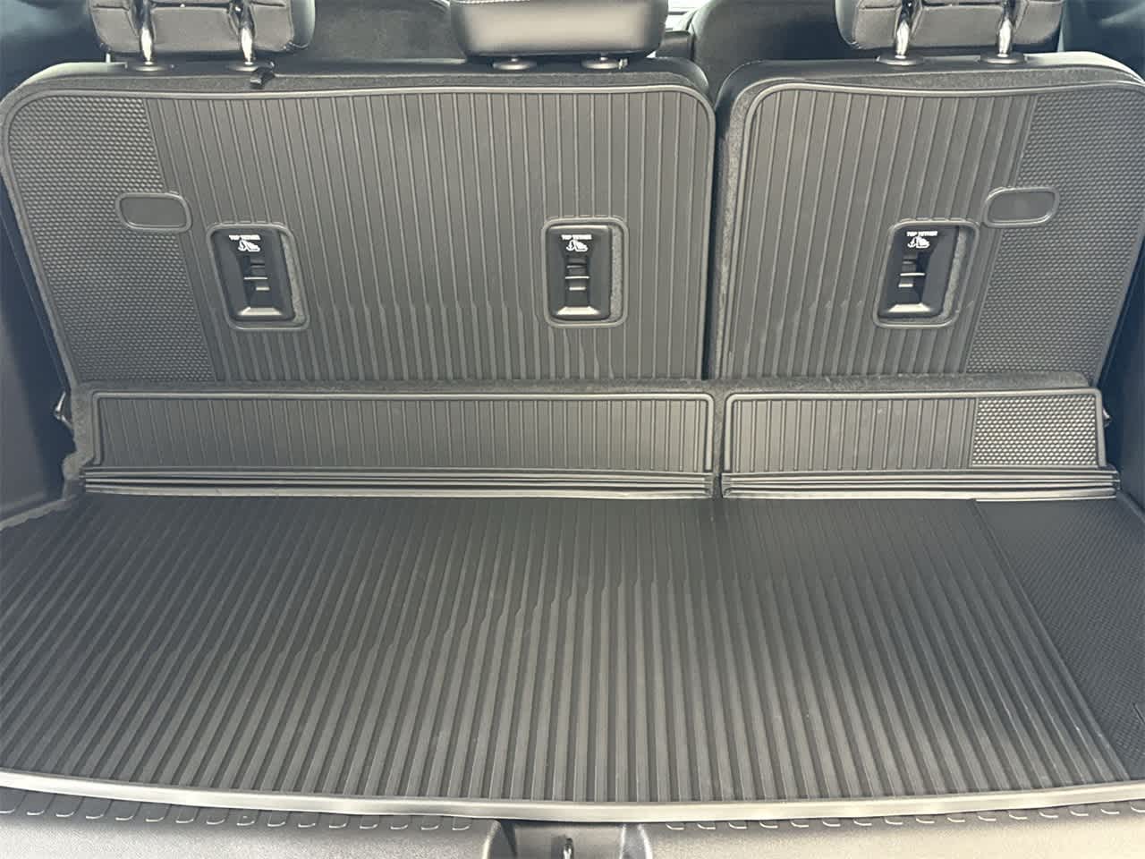 Thumbnail: 2026 Buick Enclave - 25