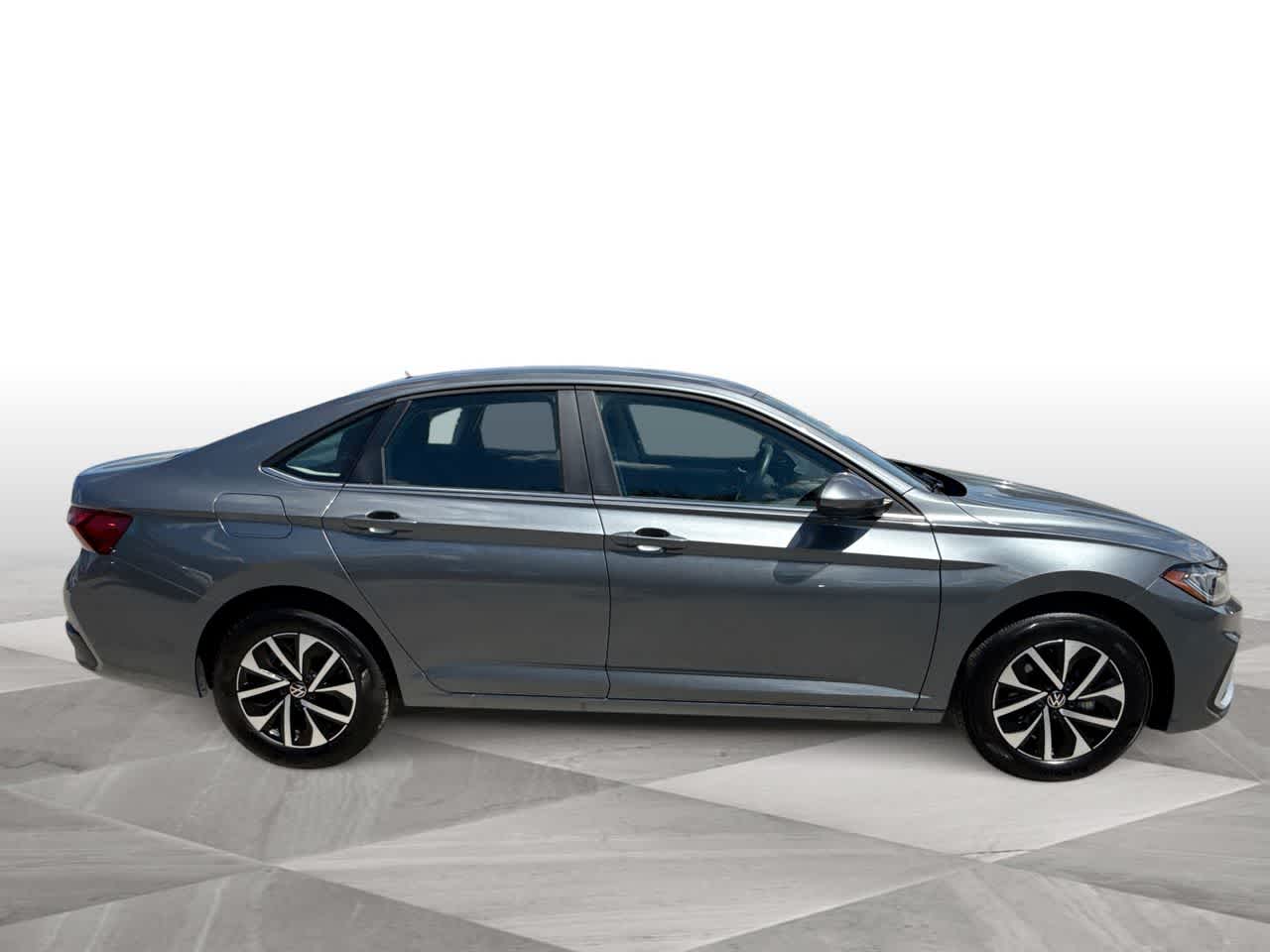 Thumbnail: 2025 Volkswagen Jetta - 9