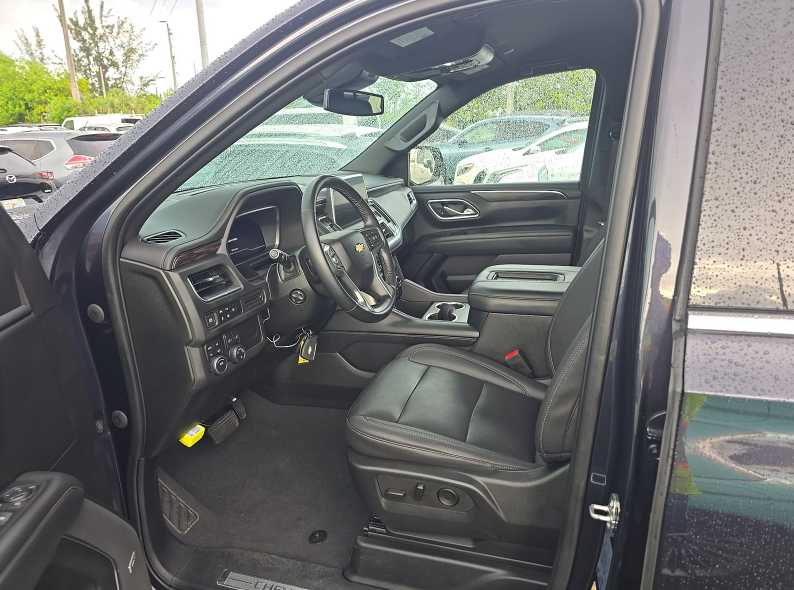 Thumbnail: 2023 Chevrolet Tahoe - 5
