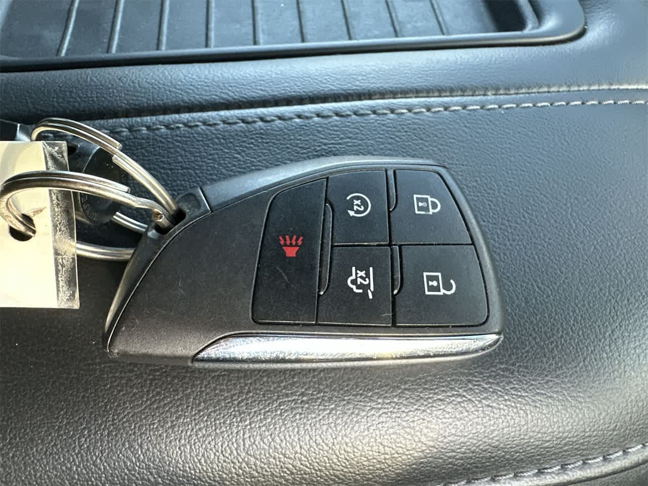 Thumbnail: 2023 GMC Yukon - 28