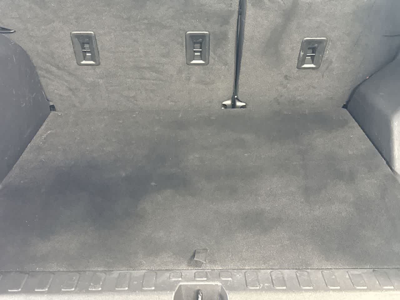 Thumbnail: 2022 GMC Terrain - 25