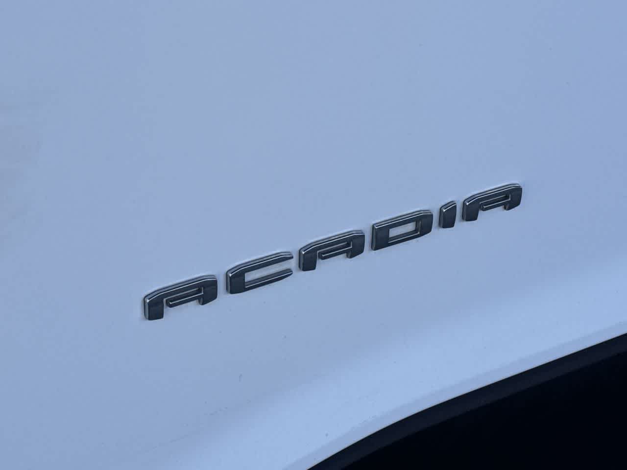 Thumbnail: 2023 GMC Acadia - 10