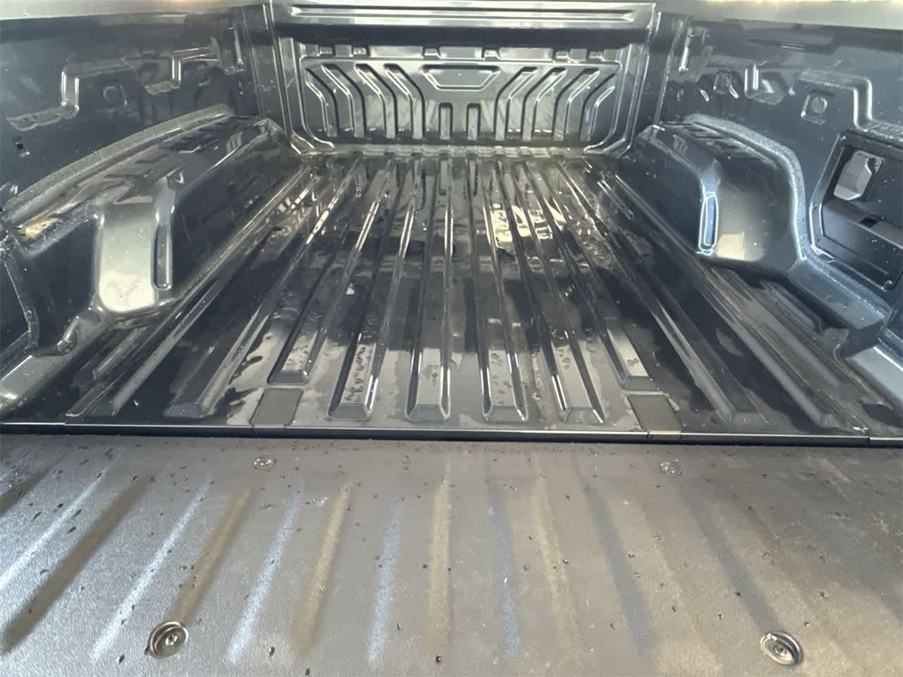 Thumbnail: 2026 GMC Sierra EV - 25