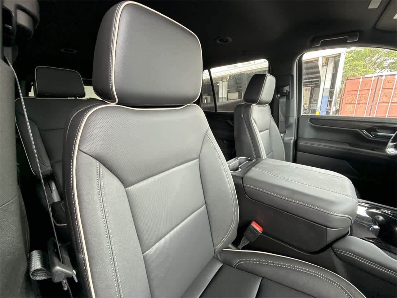 Thumbnail: 2026 GMC Yukon - 27