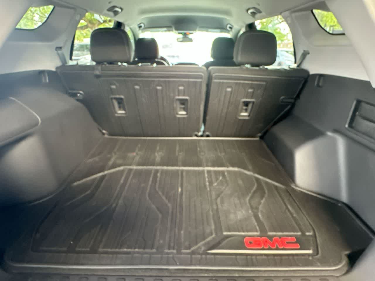 Thumbnail: 2023 GMC Terrain - 25