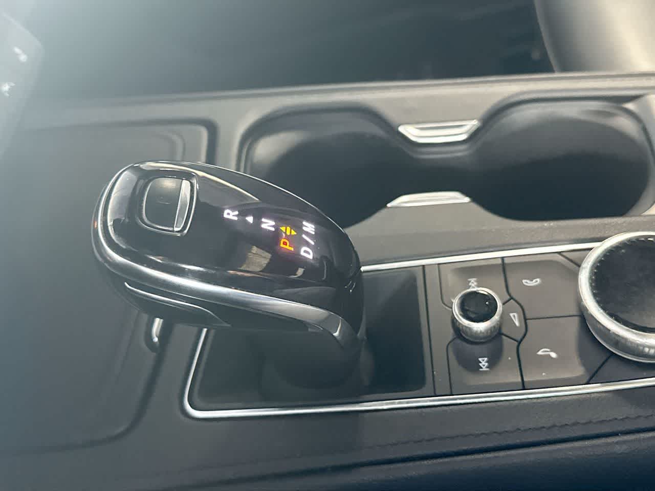 Thumbnail: 2023 Cadillac XT4 - 21