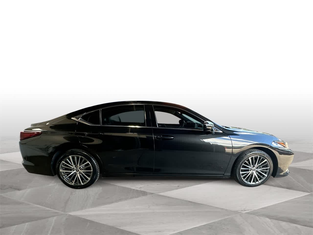 Thumbnail: 2022 Lexus ES - 9
