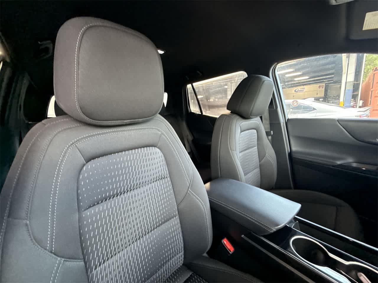 Thumbnail: 2025 Chevrolet Equinox - 27