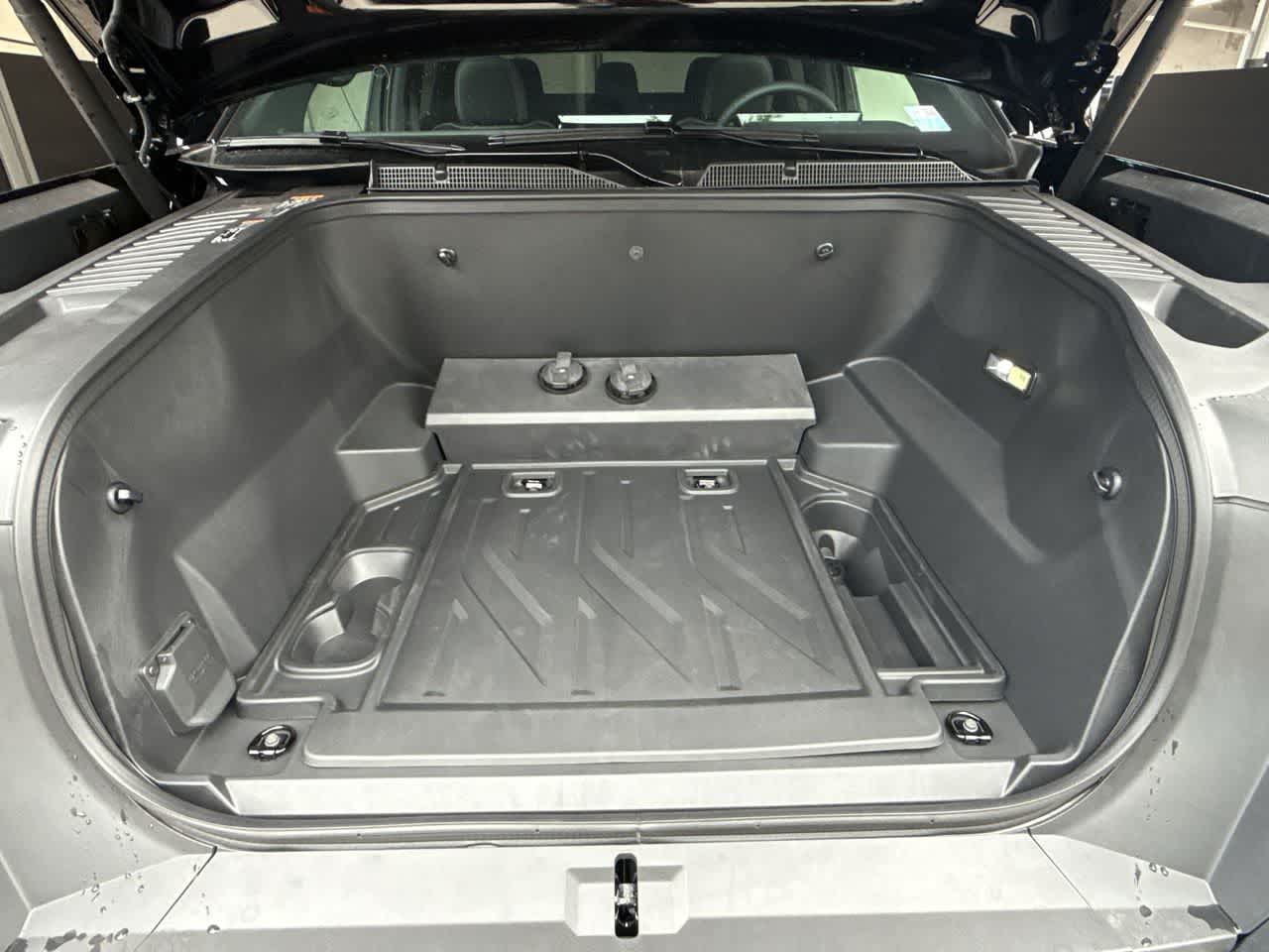 Thumbnail: 2026 GMC Sierra EV - 12