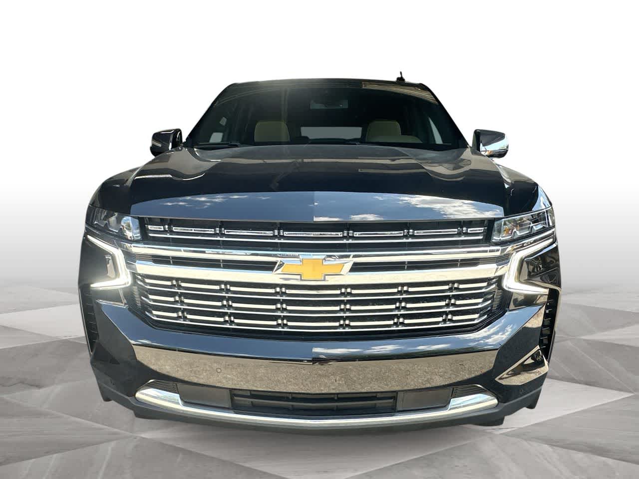 Thumbnail: 2024 Chevrolet Suburban - 3