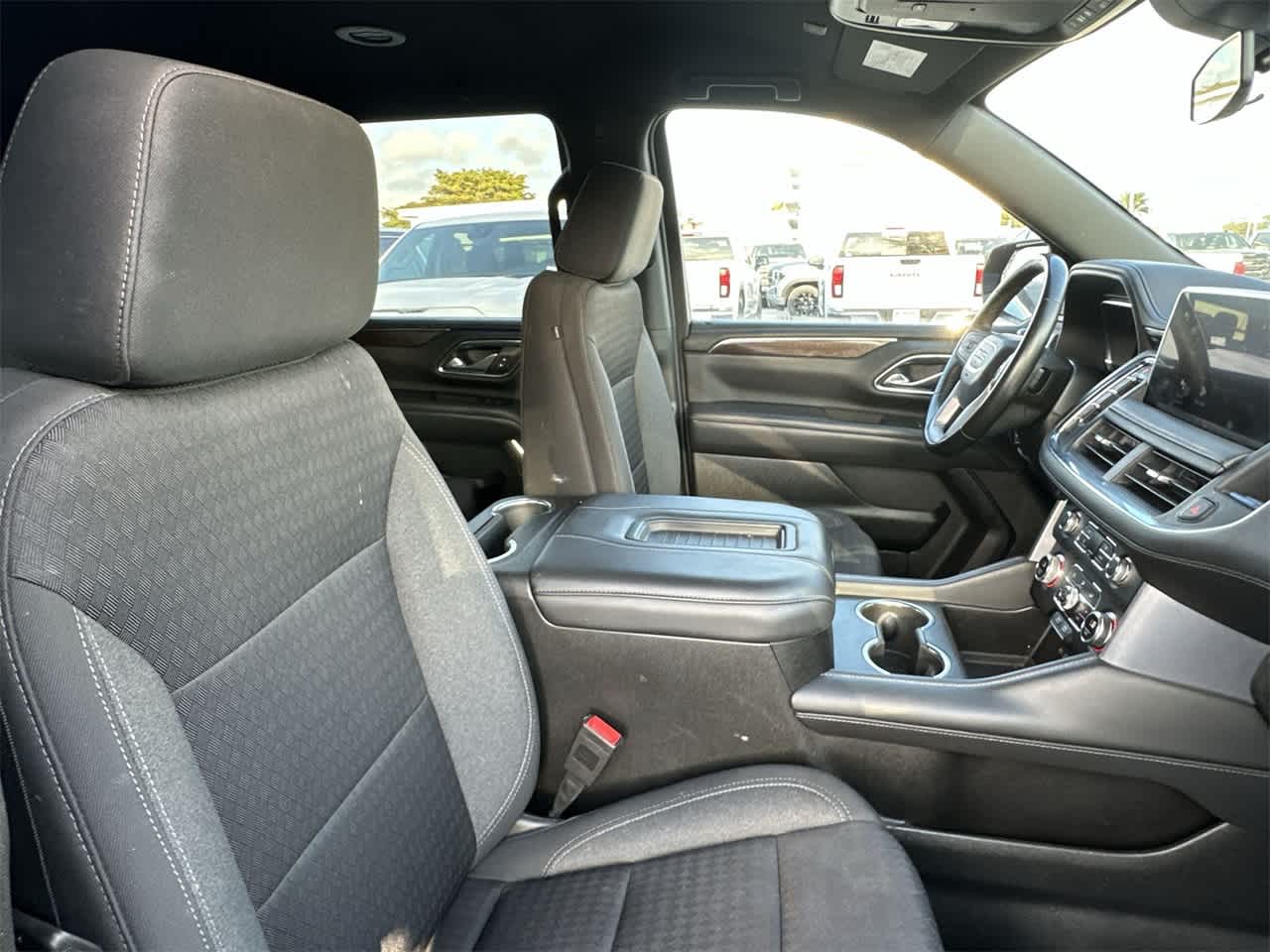 Thumbnail: 2023 GMC Yukon - 27