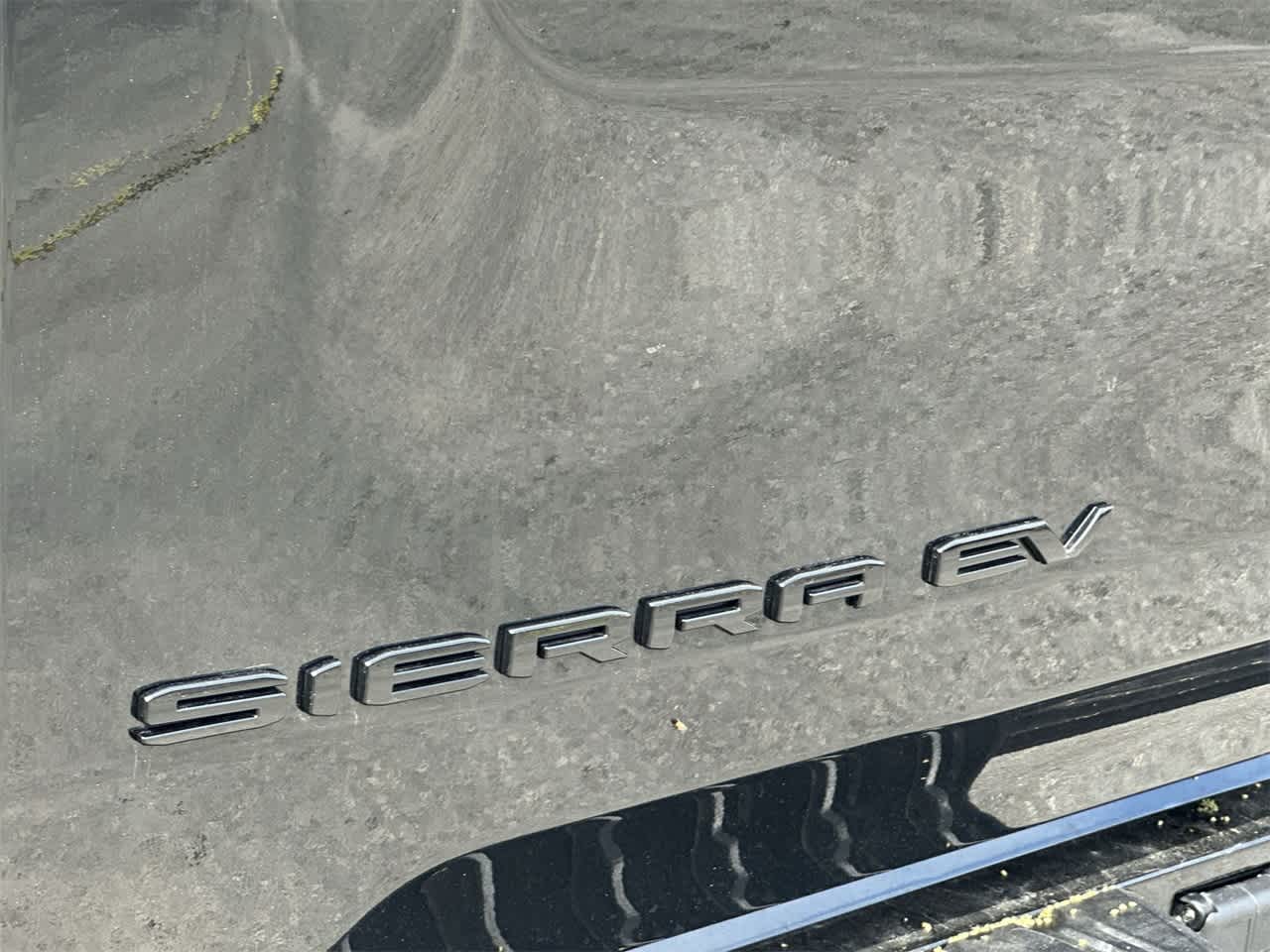 Thumbnail: 2026 GMC Sierra EV - 10