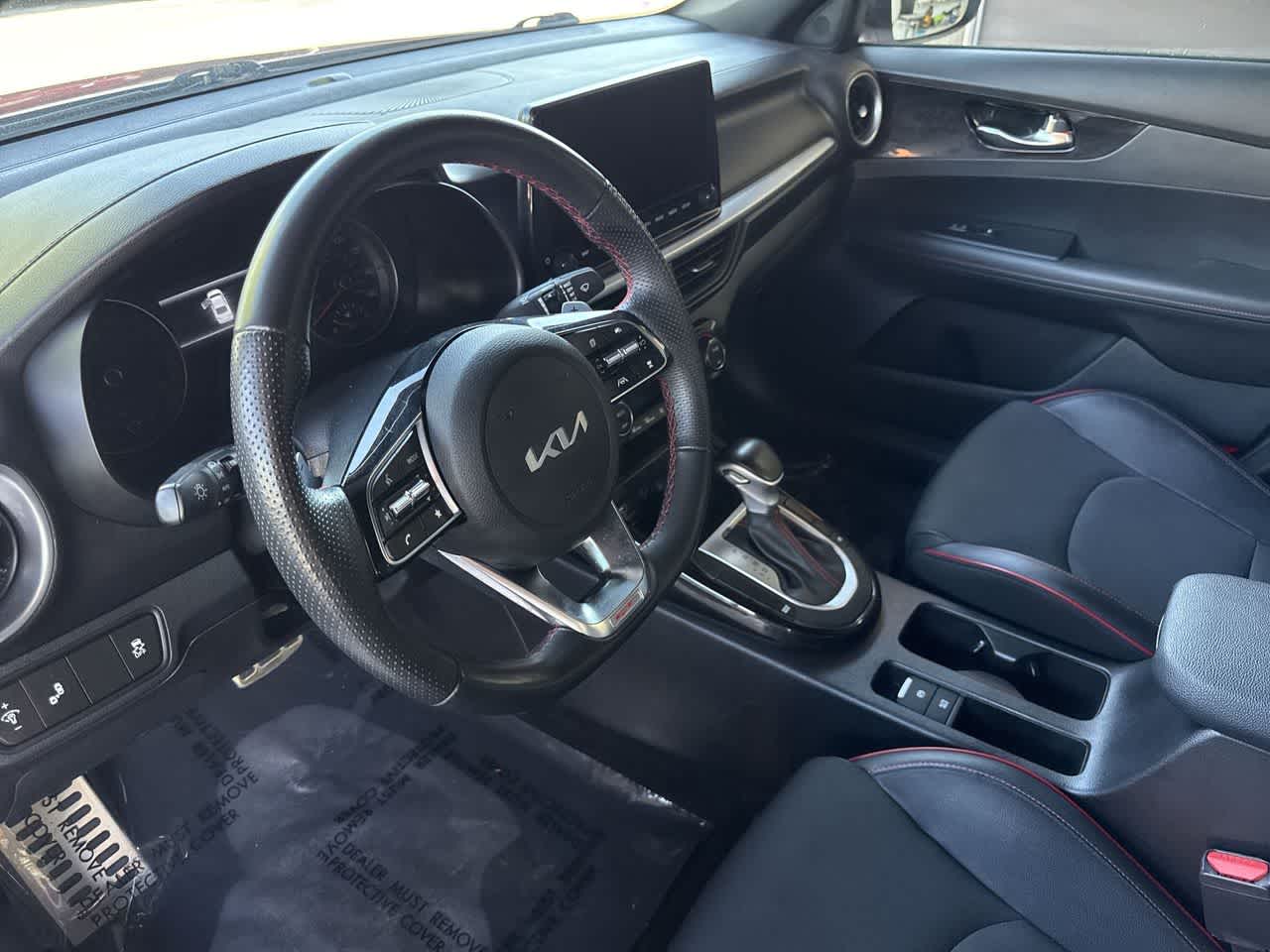 Thumbnail: 2023 Kia Forte - 13