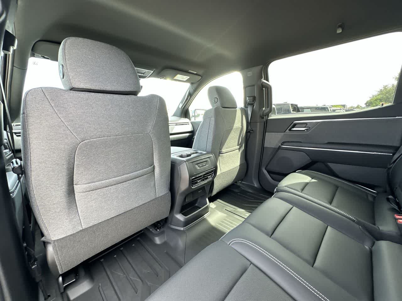 Thumbnail: 2026 GMC Sierra EV - 23