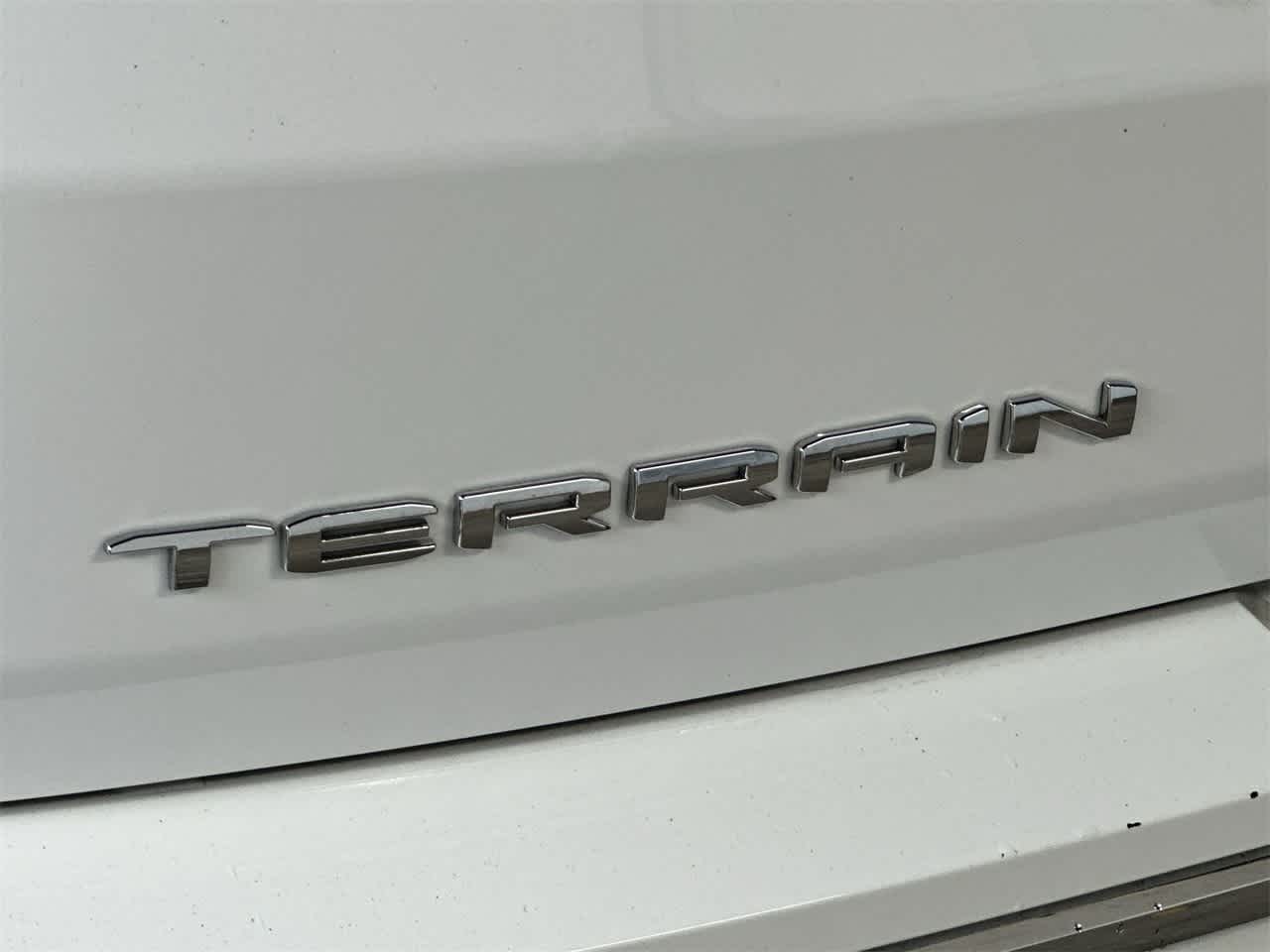 Thumbnail: 2022 GMC Terrain - 10