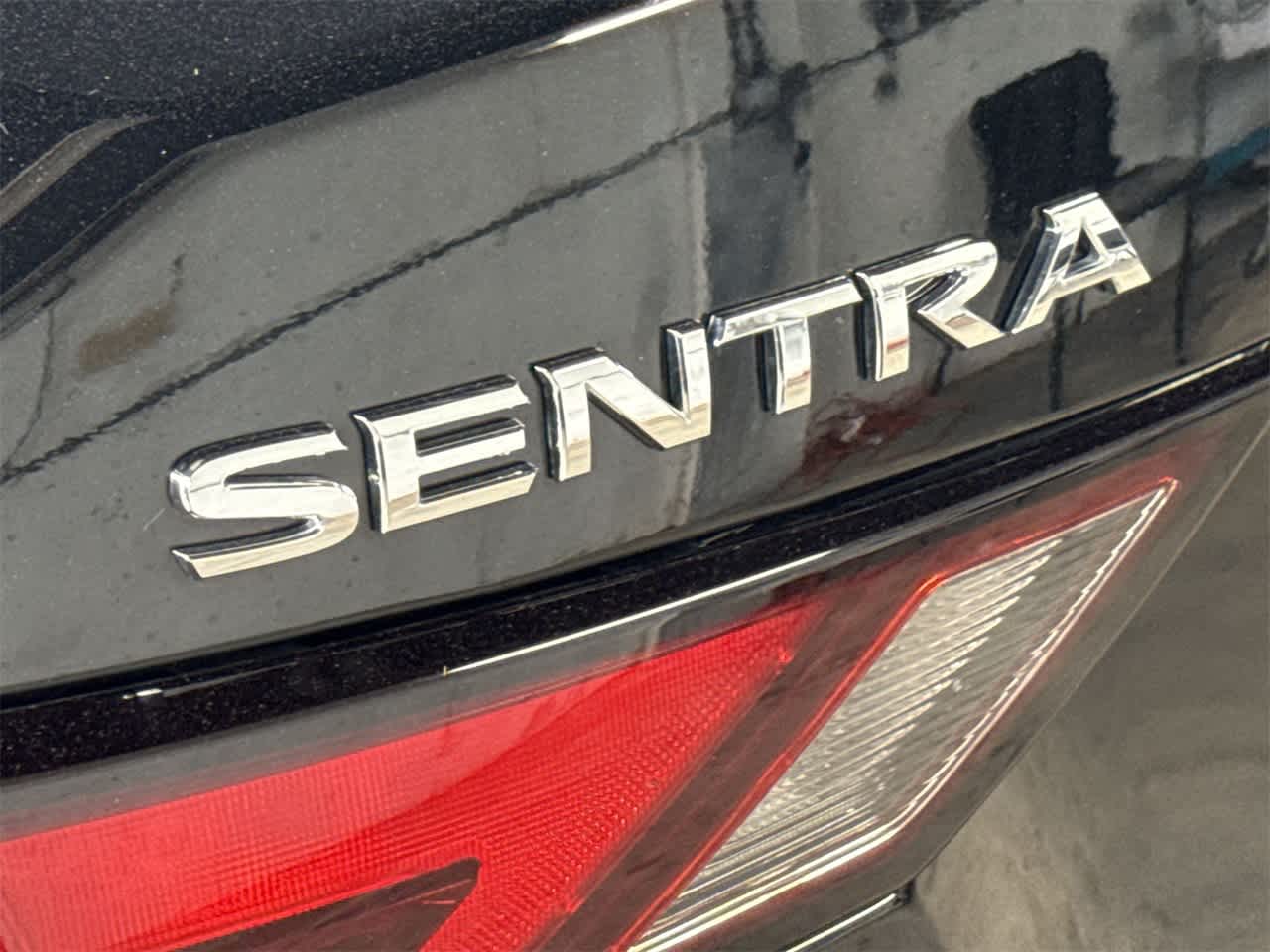 Thumbnail: 2024 Nissan Sentra - 10