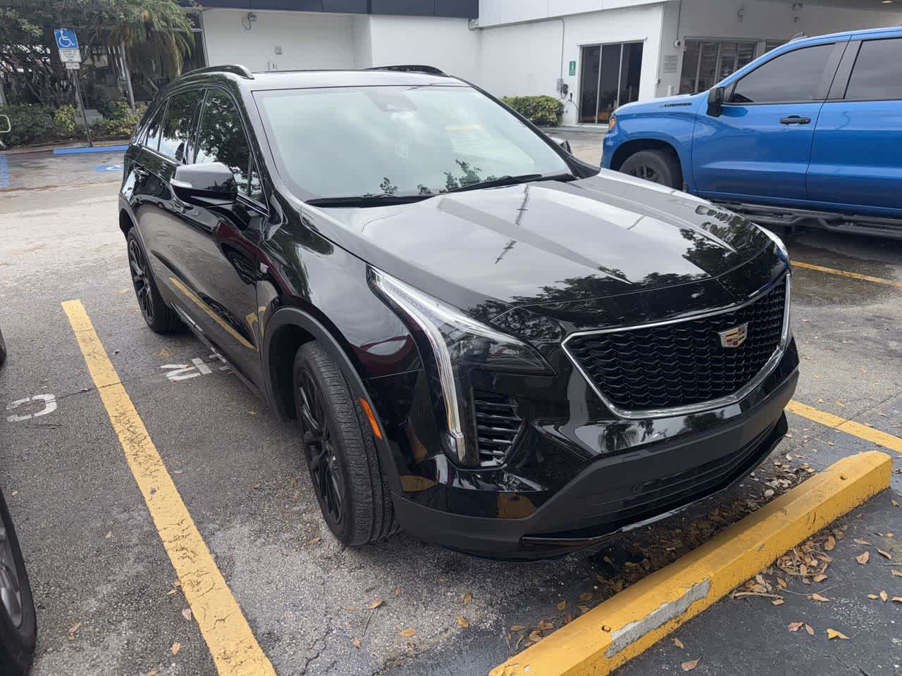 Thumbnail: 2023 Cadillac XT4 - 2