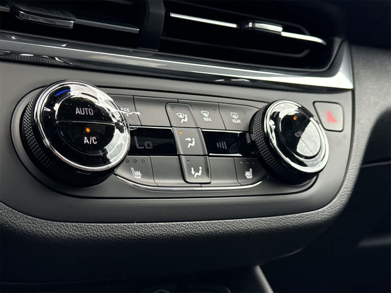 Thumbnail: 2026 Buick Envista - 20