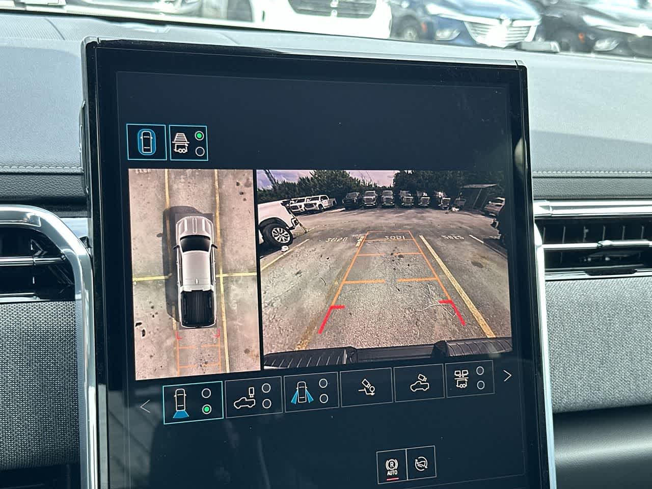 Thumbnail: 2026 GMC Sierra EV - 19