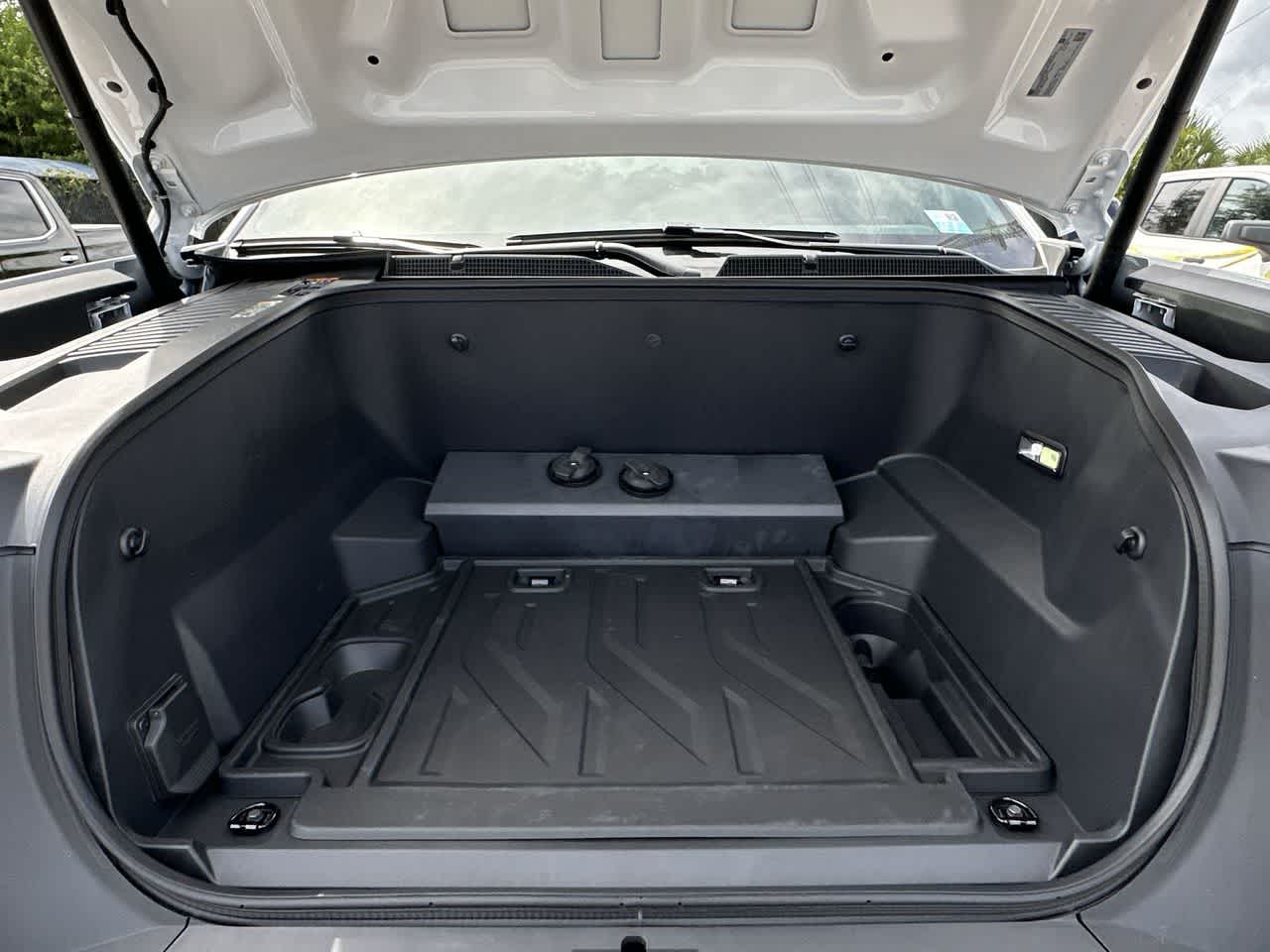 Thumbnail: 2026 GMC Sierra EV - 12