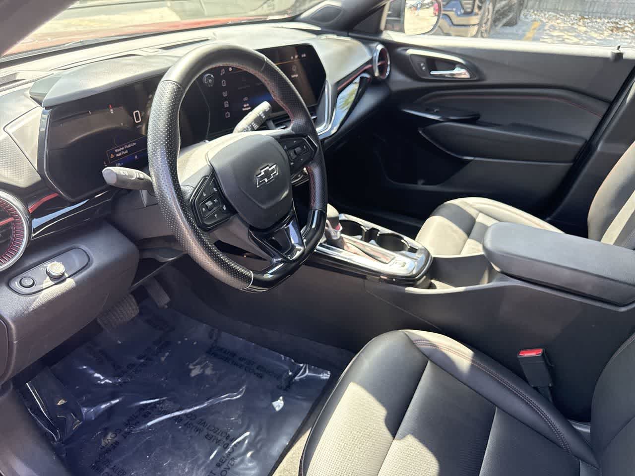 Thumbnail: 2025 Chevrolet Trax - 13