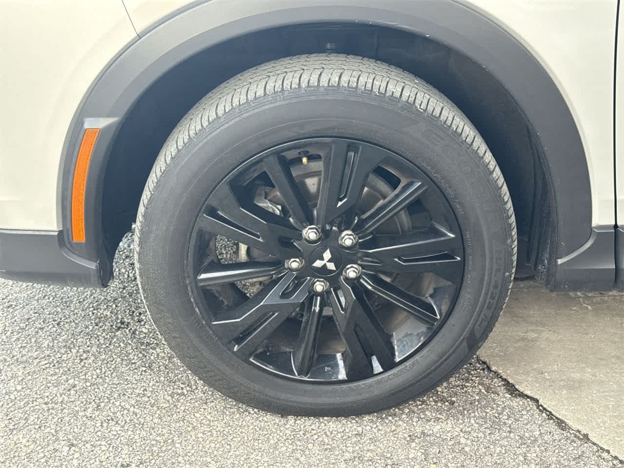 Thumbnail: 2024 Mitsubishi Eclipse Cross - 11