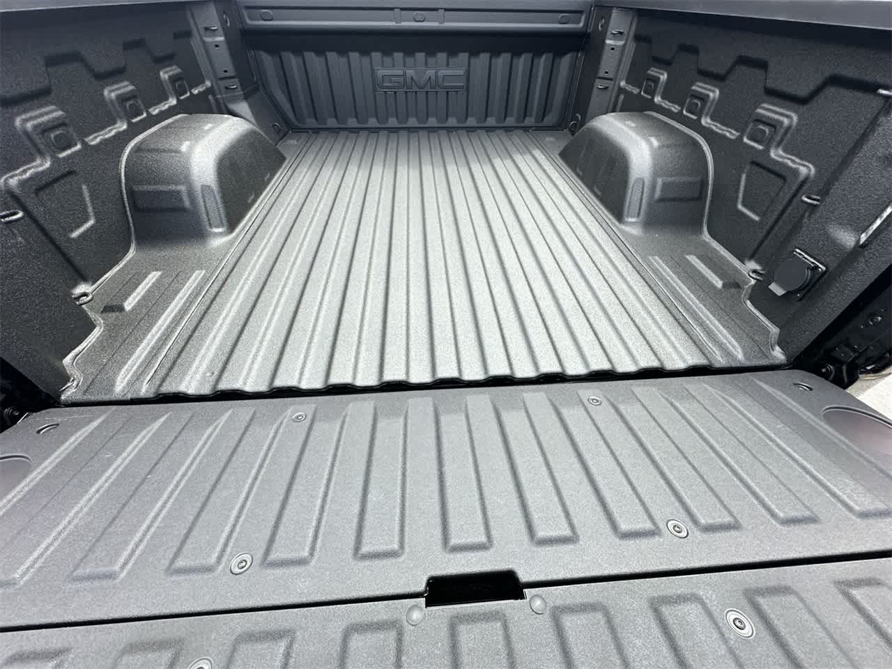 Thumbnail: 2026 GMC Sierra 1500 - 25