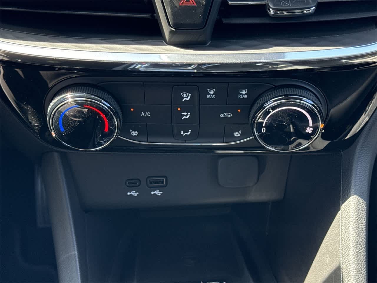 Thumbnail: 2026 Buick Encore GX - 20