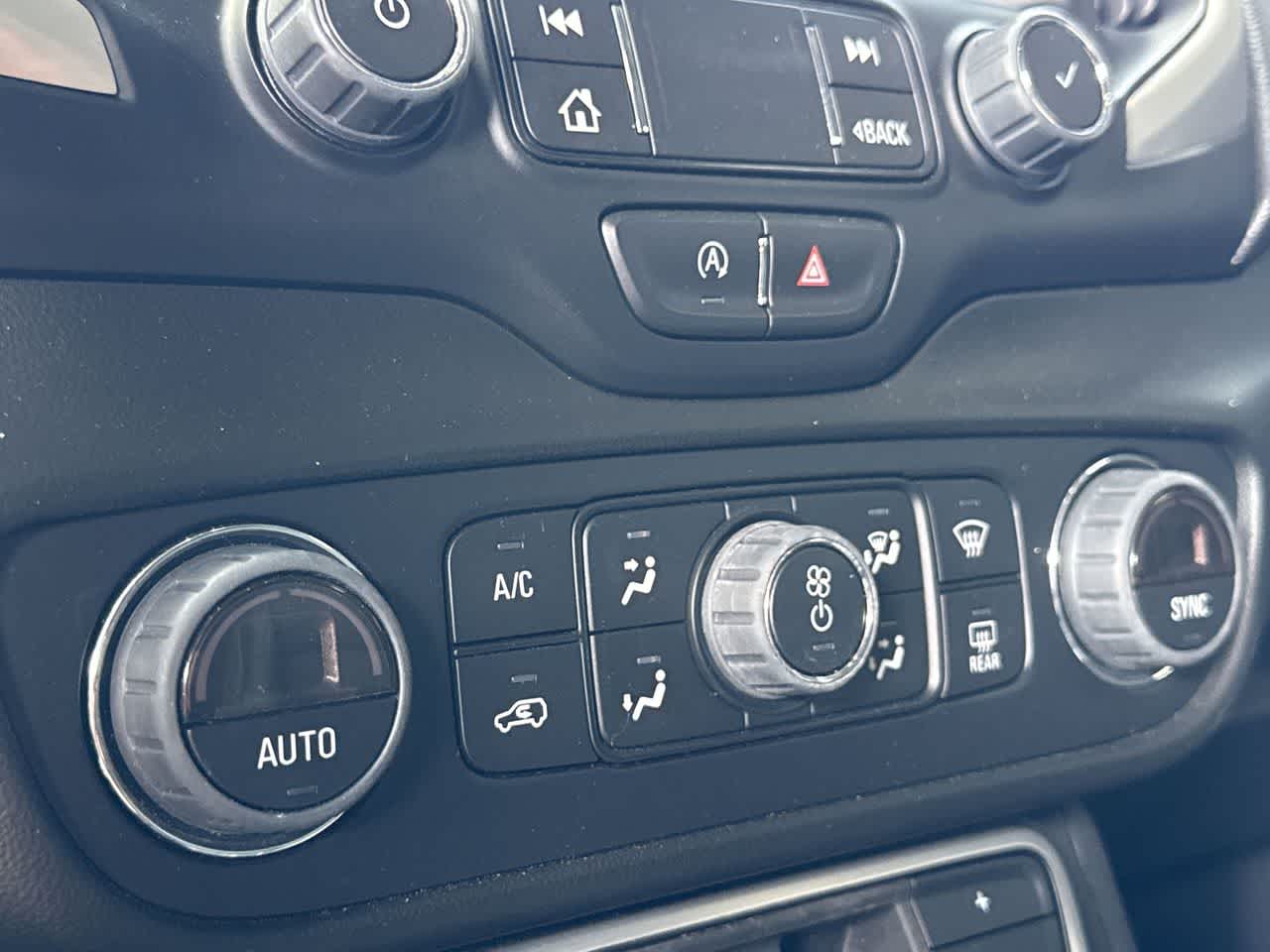 Thumbnail: 2023 GMC Terrain - 20