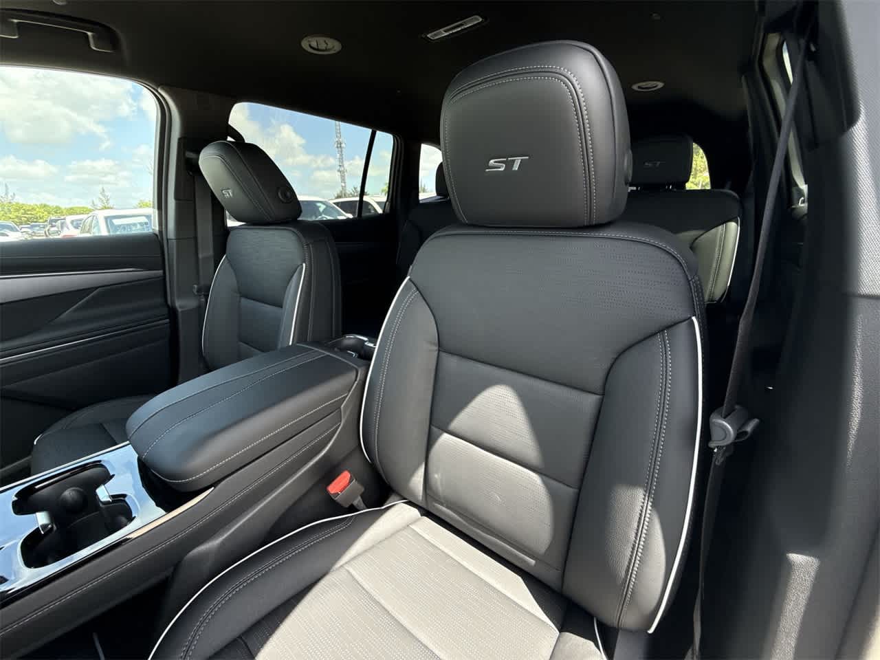 Thumbnail: 2025 Buick Enclave - 14