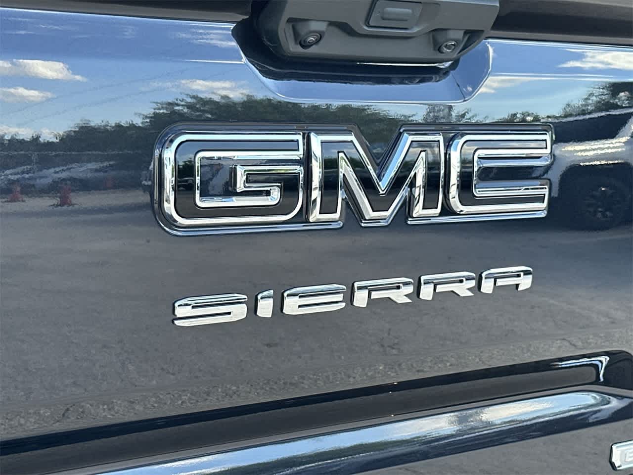 Thumbnail: 2026 GMC Sierra 1500 - 10