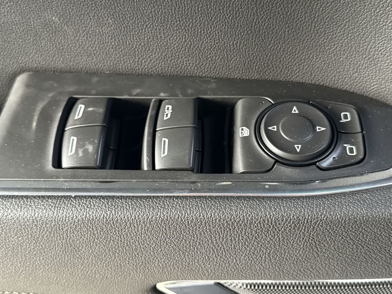 Thumbnail: 2026 GMC Sierra 1500 - 17