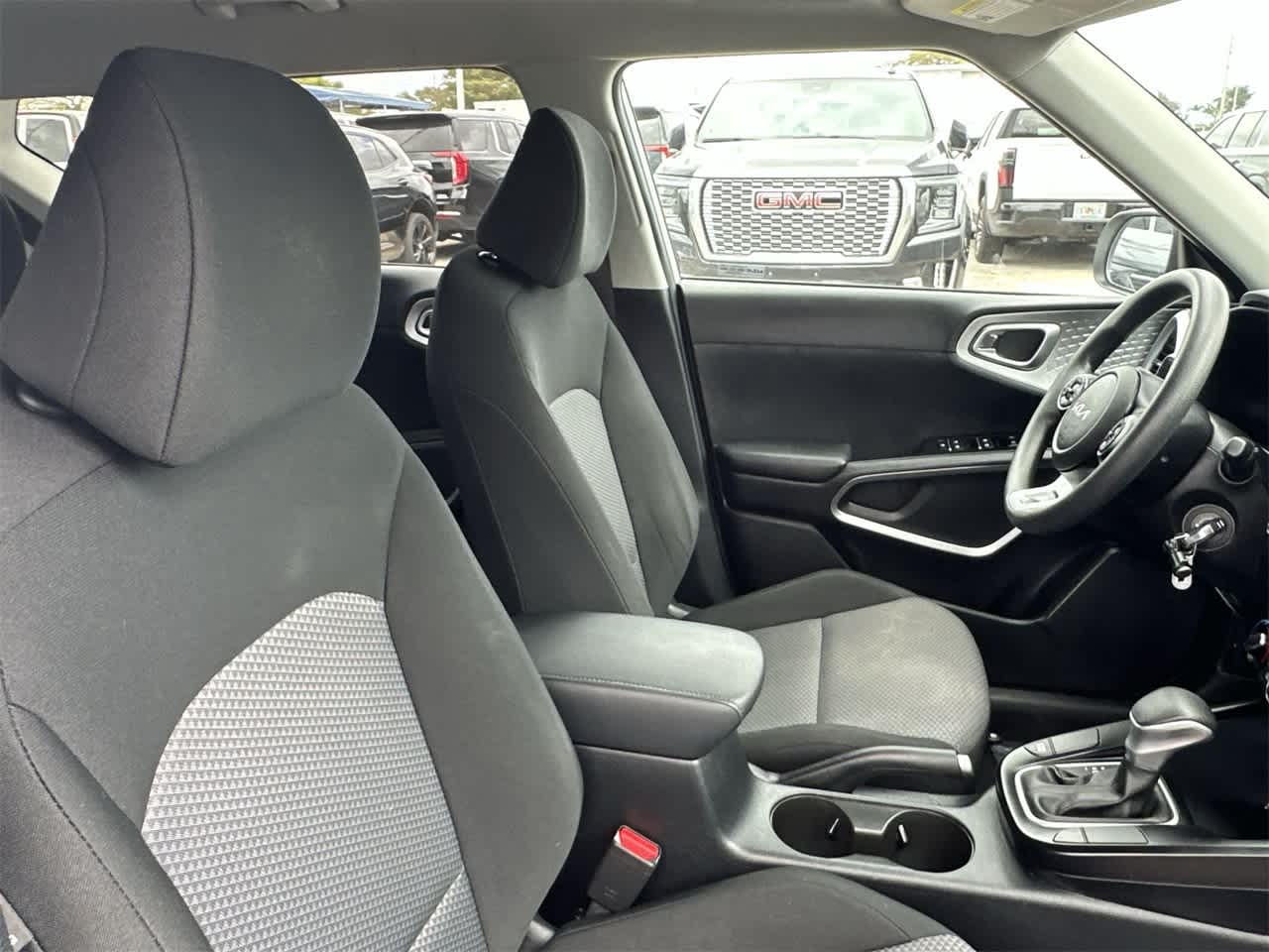 Thumbnail: 2022 Kia Soul - 27