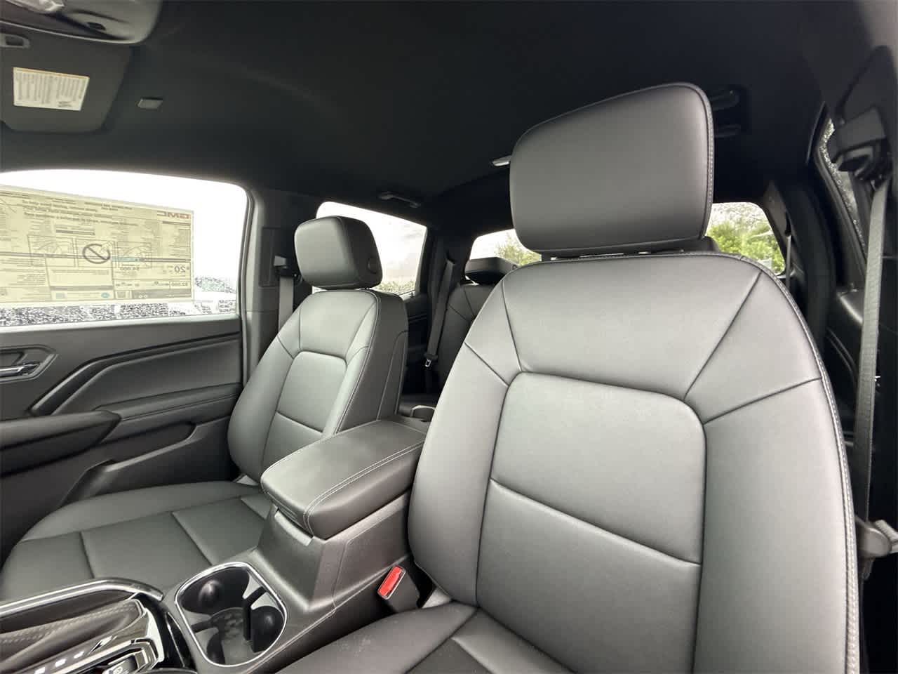 Thumbnail: 2026 GMC Canyon - 14